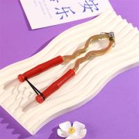 弹簧核桃夹