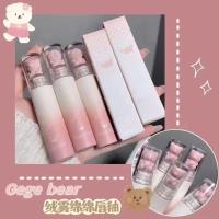 GX1049戈戈小熊绒雾绵绵唇釉01#爵红茶冻